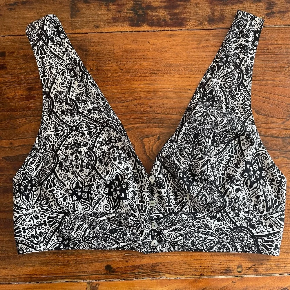 Free People Black and White‎ Crop Top - Picture 2 of 7